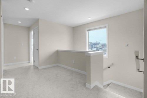 1459 Cherniak Way, Edmonton, AB - Indoor Photo Showing Other Room