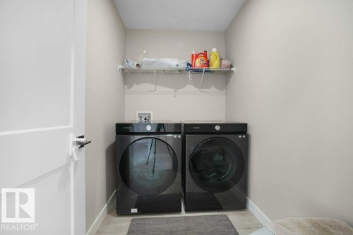 1459 Cherniak Way, Edmonton, AB - Indoor Photo Showing Laundry Room
