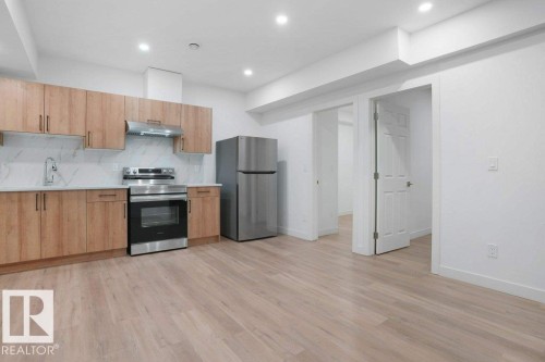 1459 Cherniak Way, Edmonton, AB - Indoor Photo Showing Kitchen With Stainless Steel Kitchen
