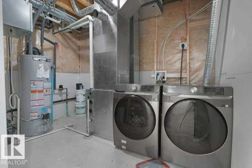 1459 Cherniak Way, Edmonton, AB - Indoor Photo Showing Laundry Room