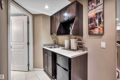 1229 Ormsby Lane, Edmonton, AB 