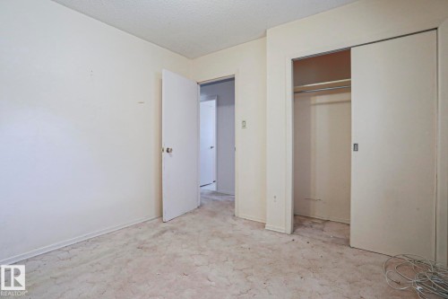 12106 43 Street, Edmonton, AB - Indoor Photo Showing Other Room