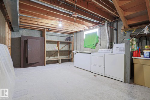 12106 43 Street, Edmonton, AB - Indoor Photo Showing Laundry Room