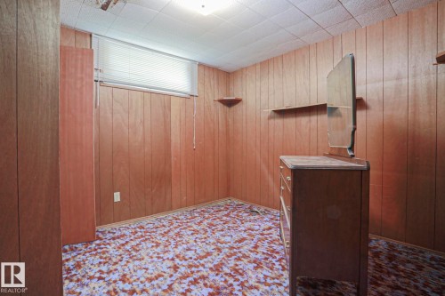 12106 43 Street, Edmonton, AB - Indoor Photo Showing Other Room