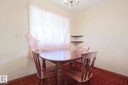12106 43 Street, Edmonton, AB - Indoor