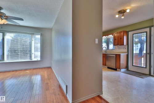 201 Parkview Drive, Wetaskiwin, AB - Indoor Photo Showing Other Room