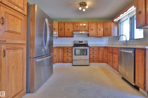 201 Parkview Drive, Wetaskiwin, AB - Indoor Photo Showing Kitchen