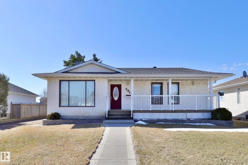 201 Parkview Drive, Wetaskiwin, AB - Outdoor With Deck Patio Veranda