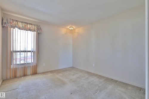201 Parkview Drive, Wetaskiwin, AB - Indoor Photo Showing Other Room