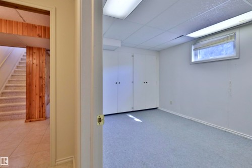 201 Parkview Drive, Wetaskiwin, AB - Indoor