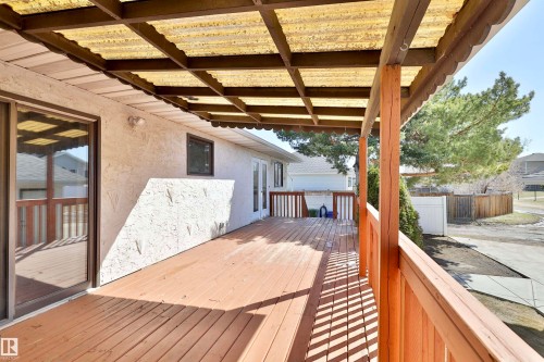 201 Parkview Drive, Wetaskiwin, AB - Outdoor With Deck Patio Veranda With Exterior