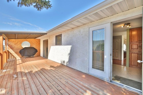 201 Parkview Drive, Wetaskiwin, AB - Outdoor With Deck Patio Veranda With Exterior