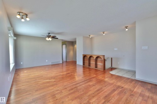 201 Parkview Drive, Wetaskiwin, AB - Indoor Photo Showing Other Room