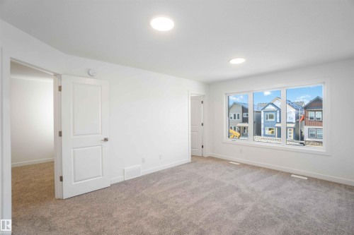 4027 207 Street, Edmonton, AB - Indoor Photo Showing Other Room