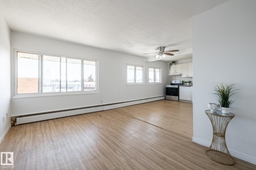 502D 2908 116A Avenue, Edmonton, AB - Indoor