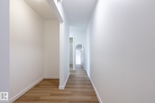502D 2908 116A Avenue, Edmonton, AB - Indoor Photo Showing Other Room