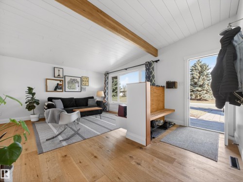 16105 84 Avenue, Edmonton, AB 
