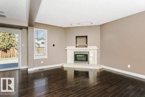 15827 133 Street, Edmonton, AB - Indoor With Fireplace