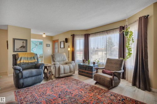 4231 39 Avenue, Leduc, AB 