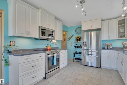4231 39 Avenue, Leduc, AB 
