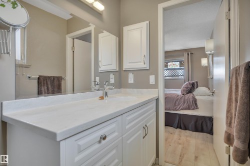 4231 39 Avenue, Leduc, AB 