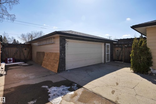 4231 39 Avenue, Leduc, AB 