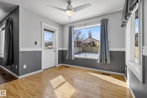 8915 7 Avenue, Edmonton, AB - Indoor Photo Showing Other Room