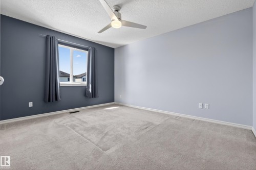 8915 7 Avenue, Edmonton, AB - Indoor Photo Showing Other Room