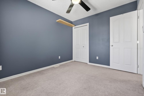 8915 7 Avenue, Edmonton, AB - Indoor Photo Showing Other Room