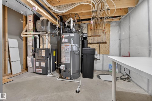 8915 7 Avenue, Edmonton, AB - Indoor Photo Showing Basement