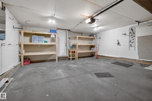8915 7 Avenue, Edmonton, AB - Indoor Photo Showing Garage