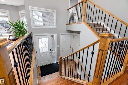 28 Woods Place, Leduc, AB - Indoor Photo Showing Other Room