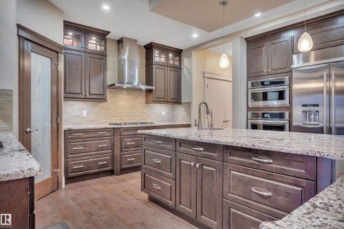 1624 Ainslie Lane, Edmonton, AB - Indoor Photo Showing Kitchen With Upgraded Kitchen