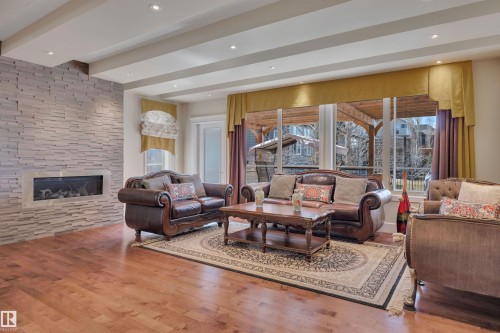 1624 Ainslie Lane, Edmonton, AB - Indoor Photo Showing Living Room With Fireplace