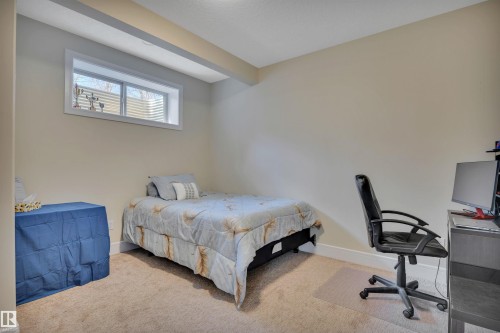 1624 Ainslie Lane, Edmonton, AB - Indoor Photo Showing Other Room