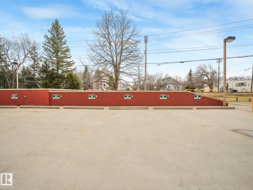 602 10649 Saskatchewan Drive, Edmonton, AB - Outdoor