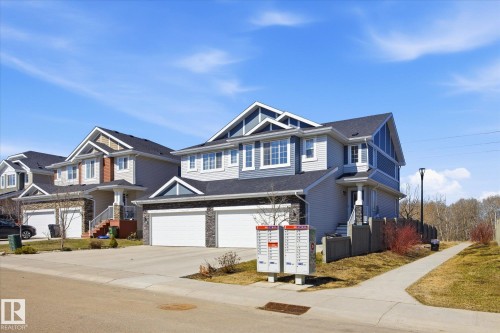 3887 Robins Crescent, Edmonton, AB - Outdoor With Facade