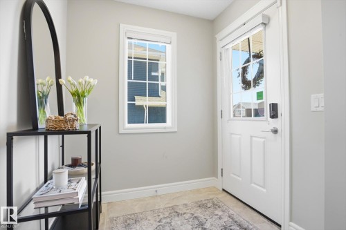 3887 Robins Crescent, Edmonton, AB - Indoor Photo Showing Other Room