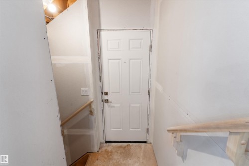 2704 188 Street, Edmonton, AB - Indoor Photo Showing Other Room