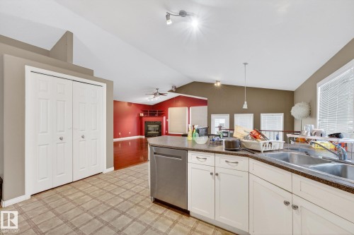 12942 160A Avenue, Edmonton, AB 