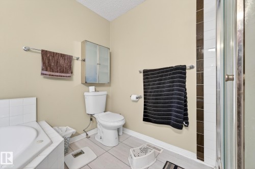 12942 160A Avenue, Edmonton, AB 