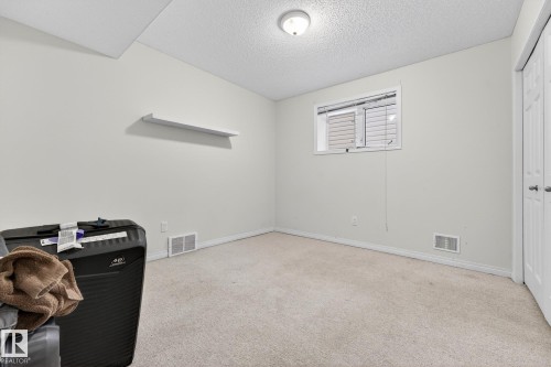 12942 160A Avenue, Edmonton, AB 