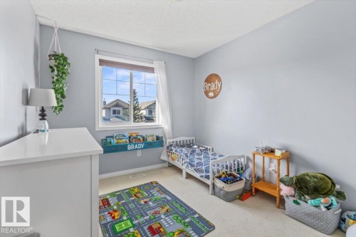 9310 Simpson Drive, Edmonton, AB - Indoor Photo Showing Bedroom