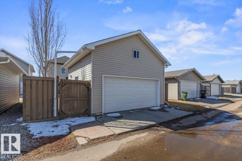 9310 Simpson Drive, Edmonton, AB - Outdoor With Exterior