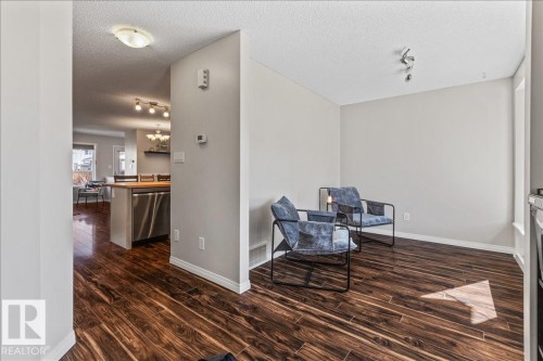 9310 Simpson Drive, Edmonton, AB - Indoor Photo Showing Other Room