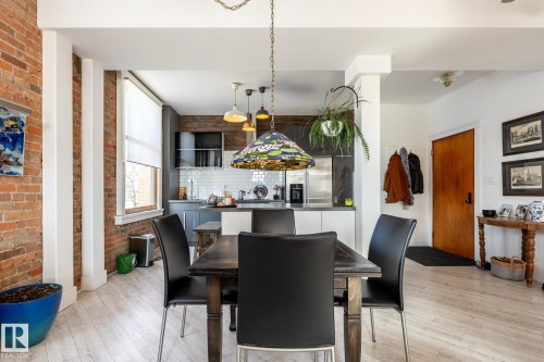 203 10141 95 Street, Edmonton, AB - Indoor Photo Showing Dining Room