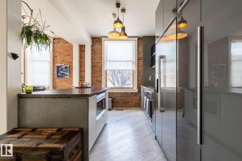 203 10141 95 Street, Edmonton, AB - Indoor