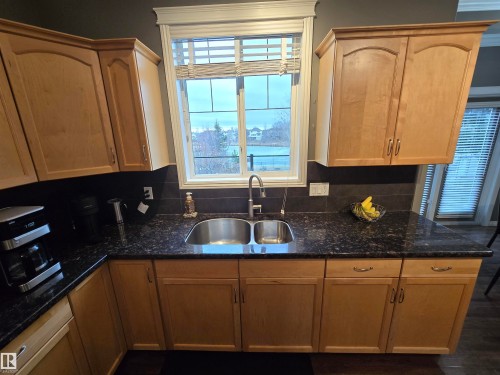 1668 Glastonbury Boulevard, Edmonton, AB - Indoor Photo Showing Kitchen With Double Sink