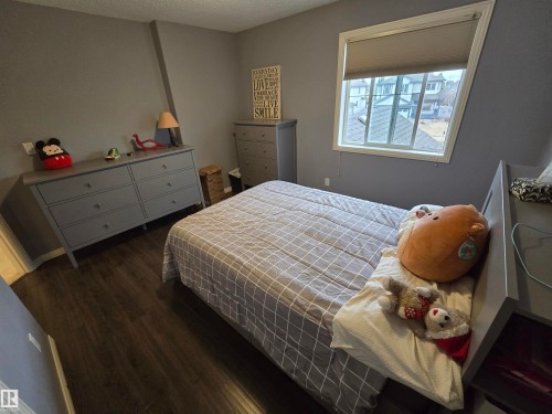 1668 Glastonbury Boulevard, Edmonton, AB - Indoor Photo Showing Bedroom