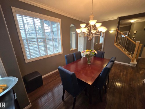 1668 Glastonbury Boulevard, Edmonton, AB - Indoor Photo Showing Dining Room